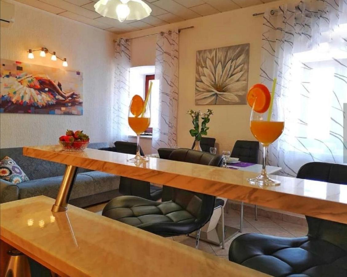 Holiday House Pasjak Sapjane Extérieur photo
